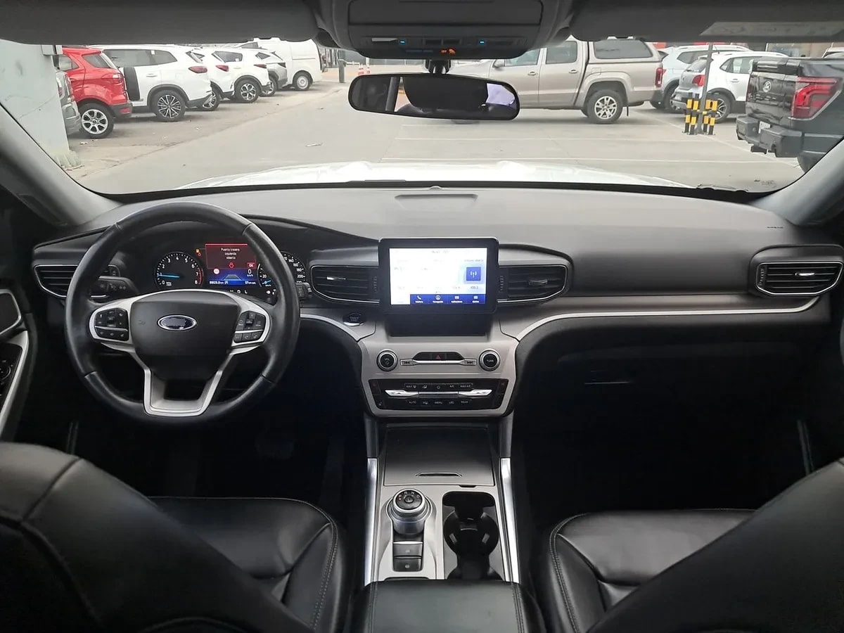 Ford Explorer 2.3 Ecoboost Xlt 4x2 At 5p año 2023