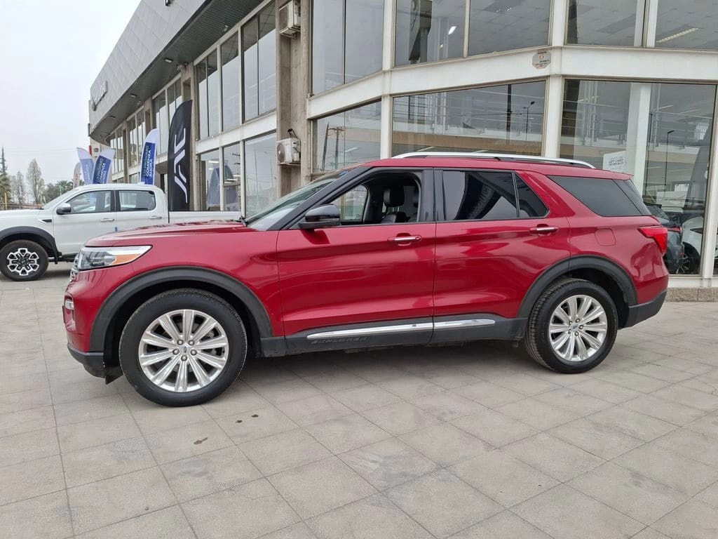 Ford Explorer Limited año 2022