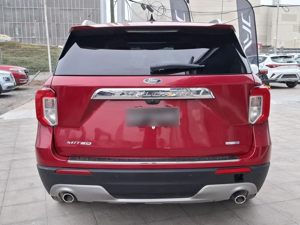 Ford Explorer Limited año 2022