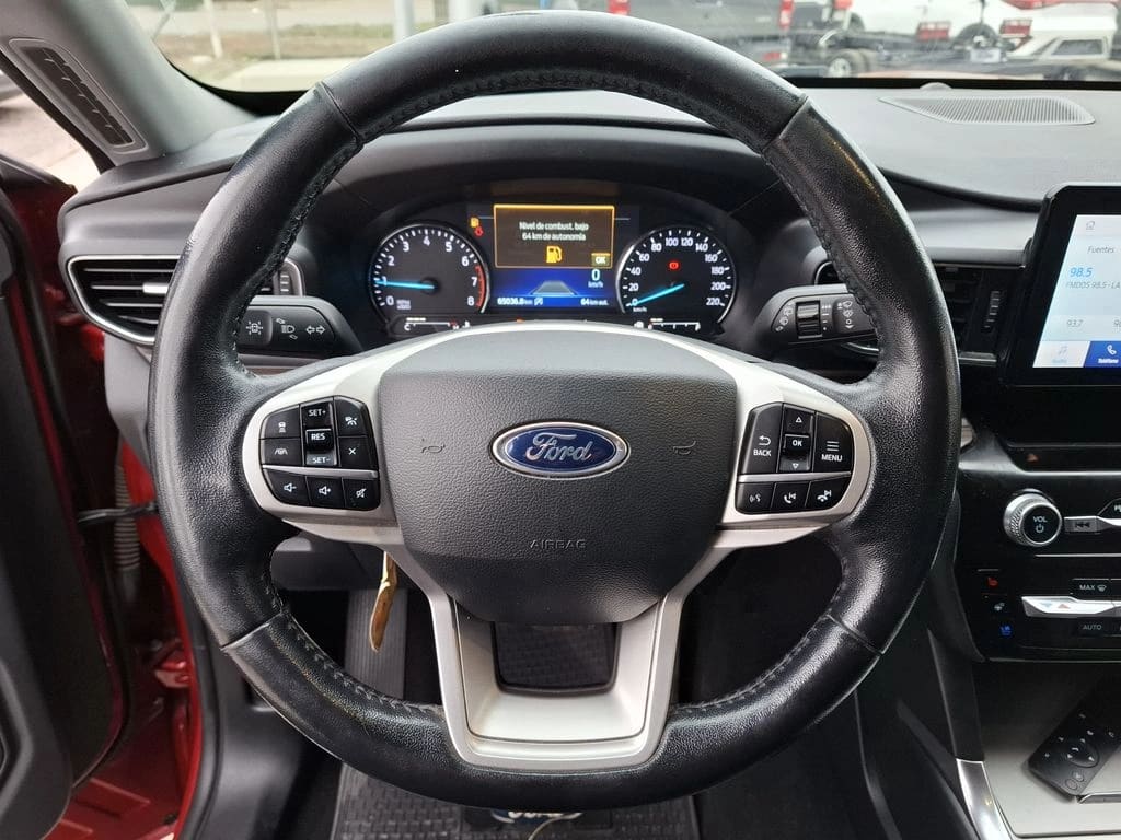 Ford Explorer Limited año 2022