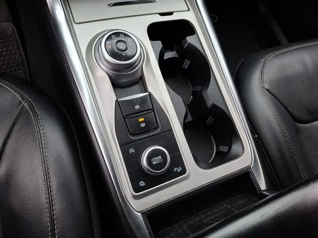 Ford Explorer Limited año 2022