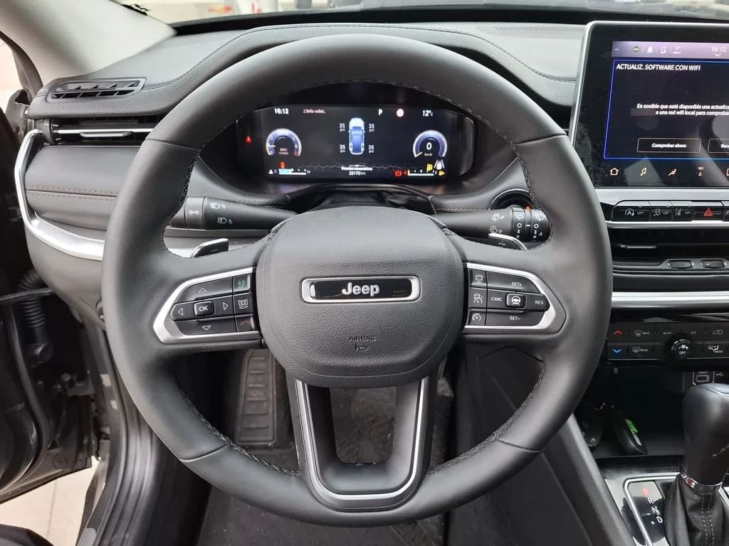 Jeep Compass Limited año 2025
