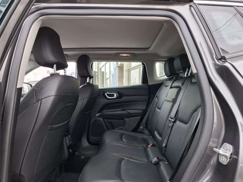 Jeep Compass Limited año 2025