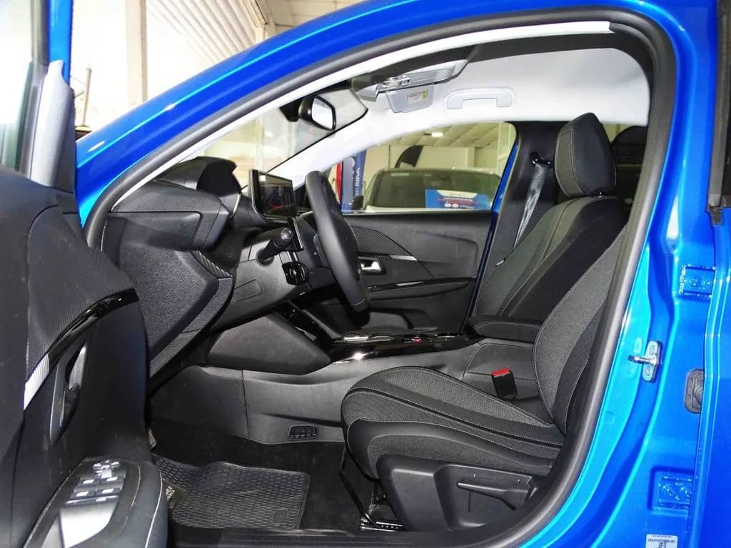 Peugeot 208 Allure año 2026