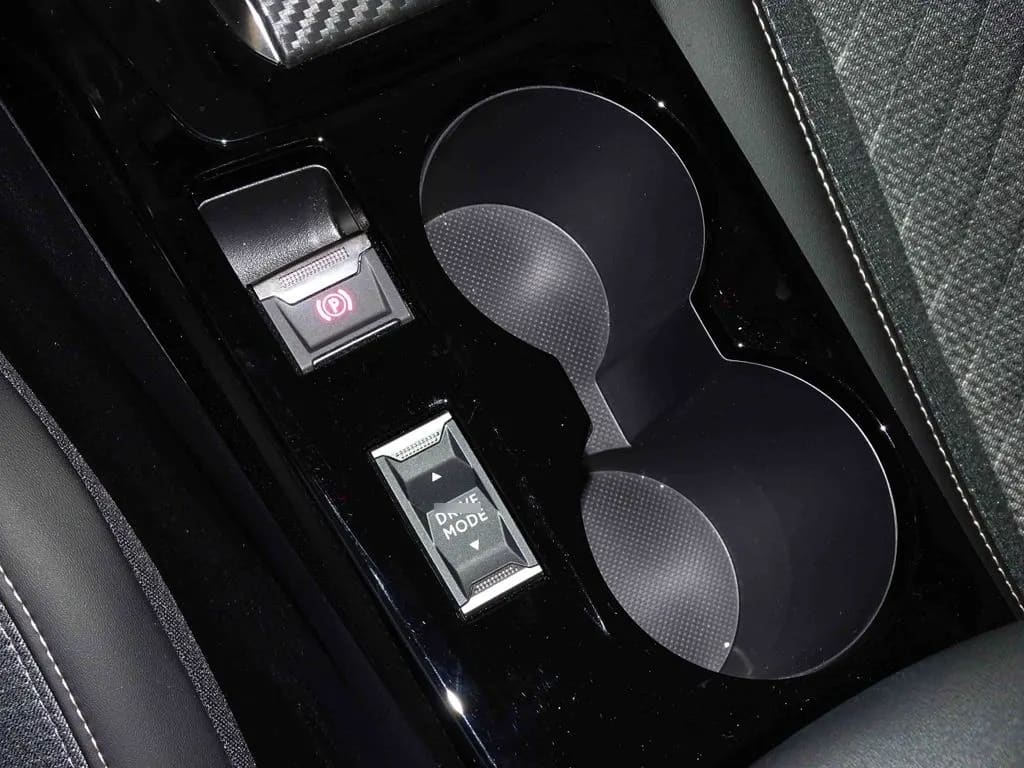 Peugeot 208 Allure año 2026