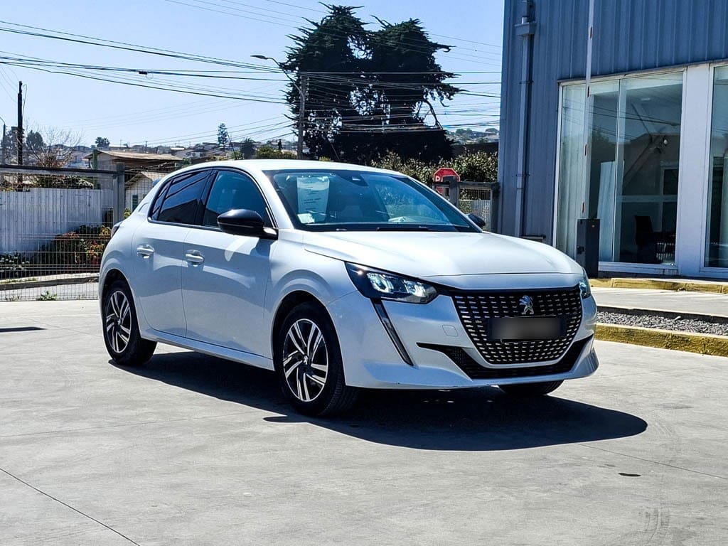 Peugeot 208 Allure año 2023