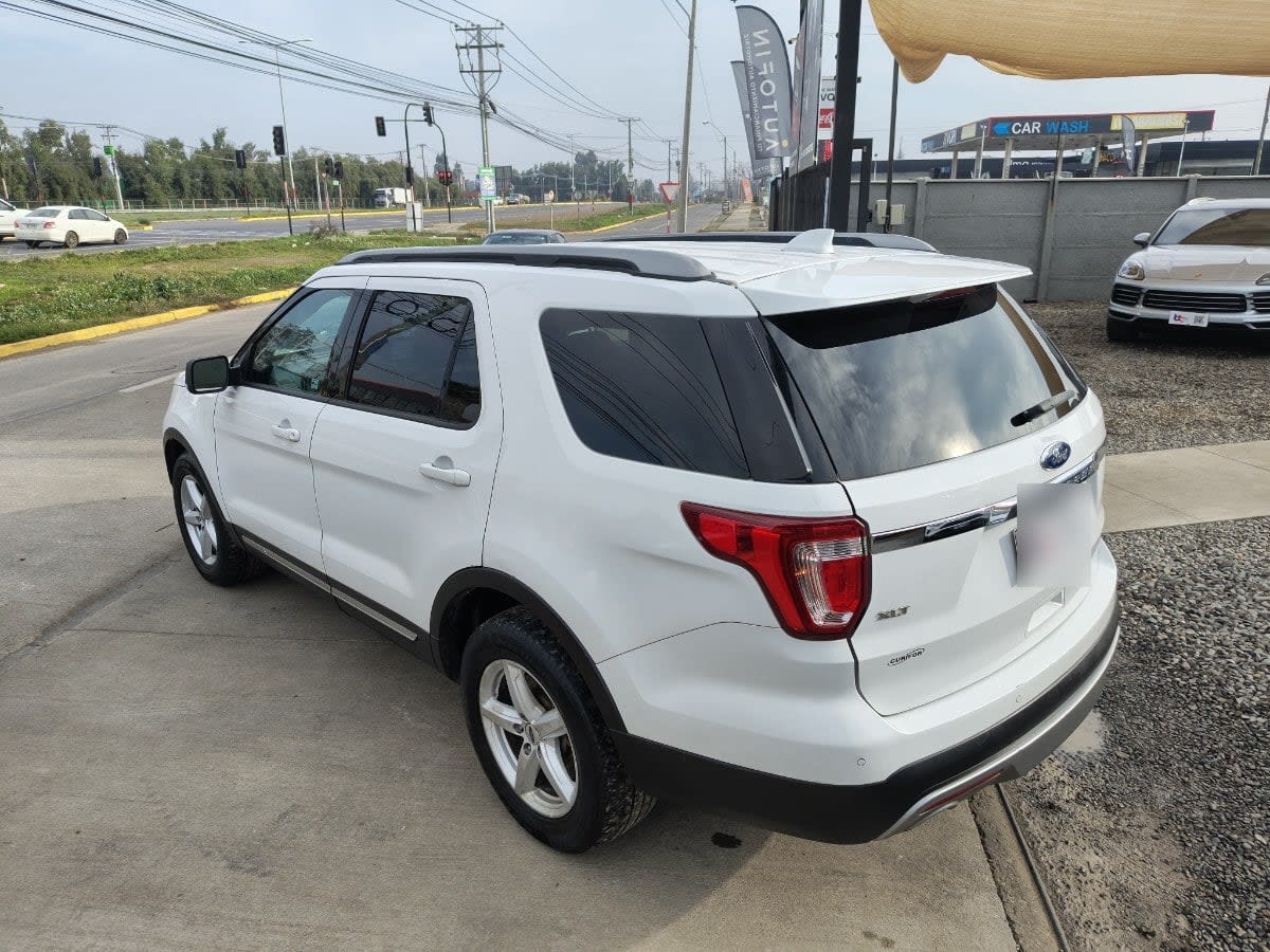 Ford Explorer Xlt 3.5 año 2017