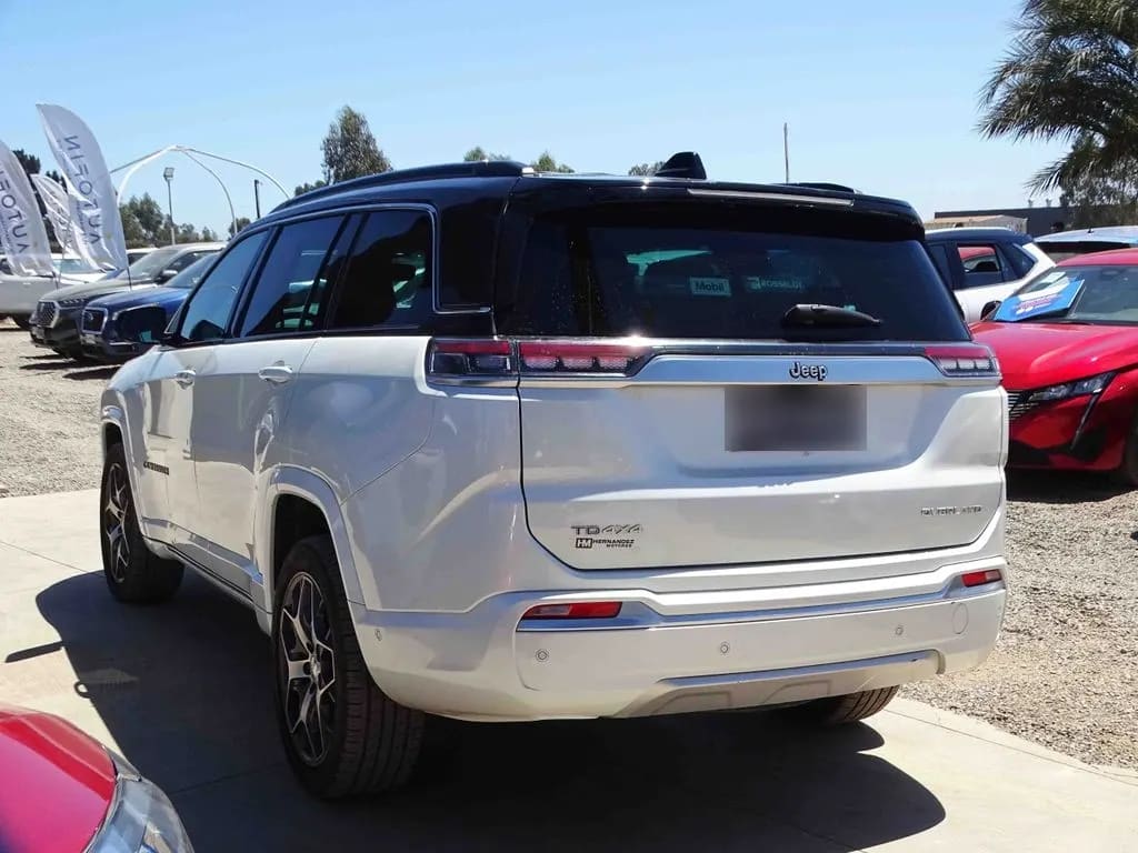 Jeep Commander Overland año 2022