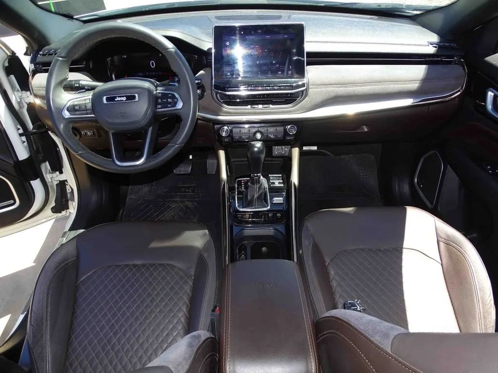 Jeep Commander Overland año 2022