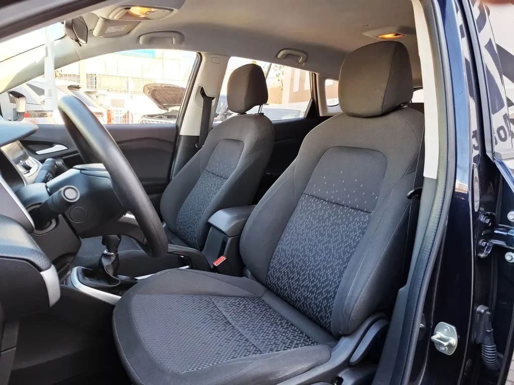 Chevrolet Tracker Ls año 2023