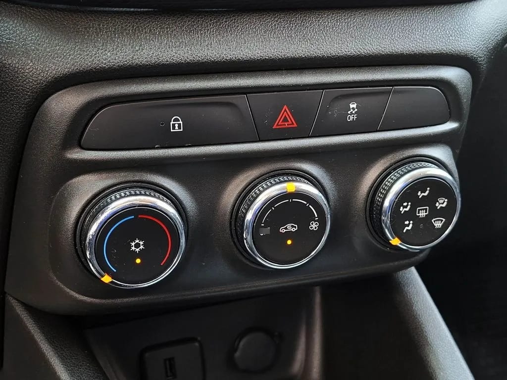 Chevrolet Tracker Ls año 2023