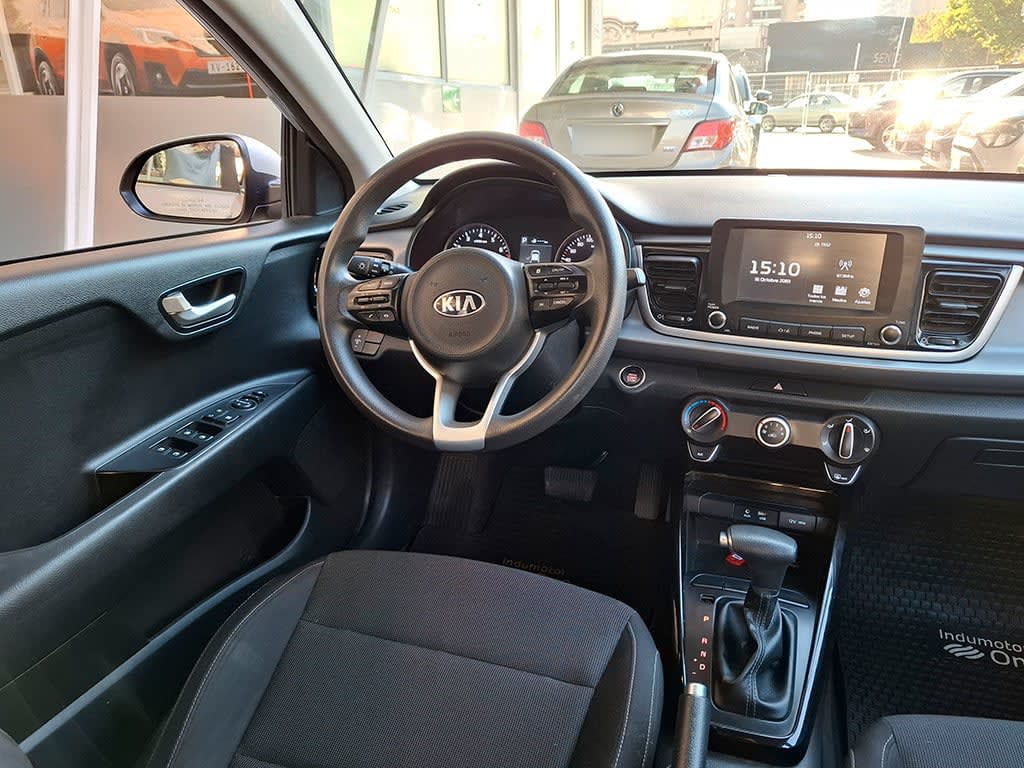 Kia Rio 4 1.4 Ex At año 2019