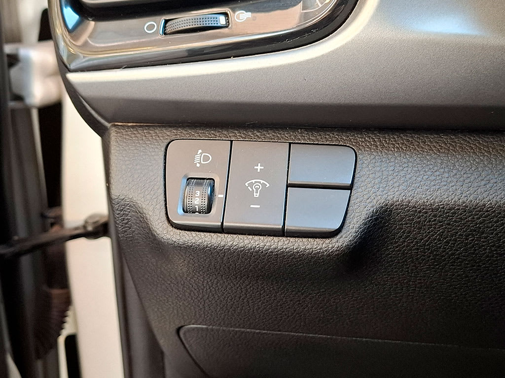 Kia Rio 4 1.4 Ex At año 2019