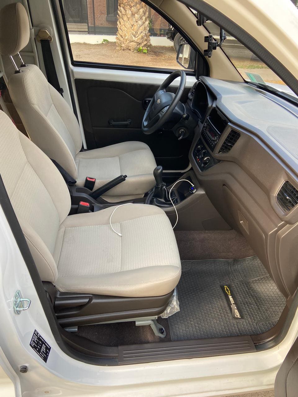 CHEVROLET N400 1.5 Ac L Mt año 2021