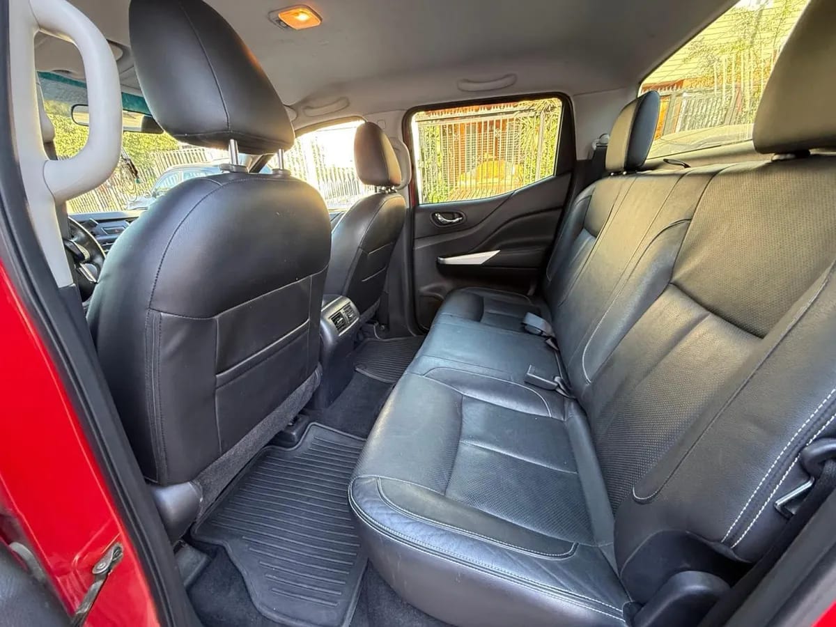 Nissan Np300 2.3 Dsl Dc Le Mt 4wd año 2018