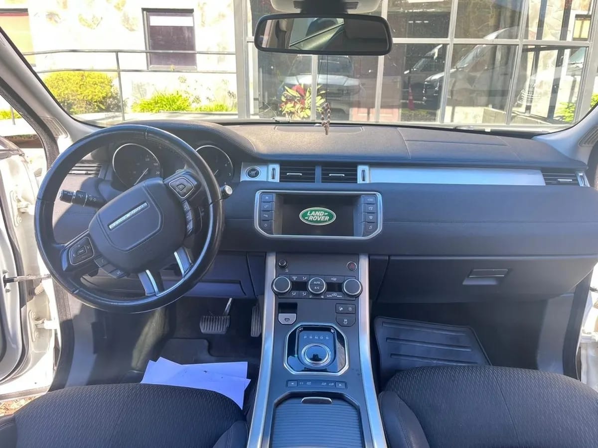 LAND ROVER EVOQUE 2.0 Se At 4x4 año 2019