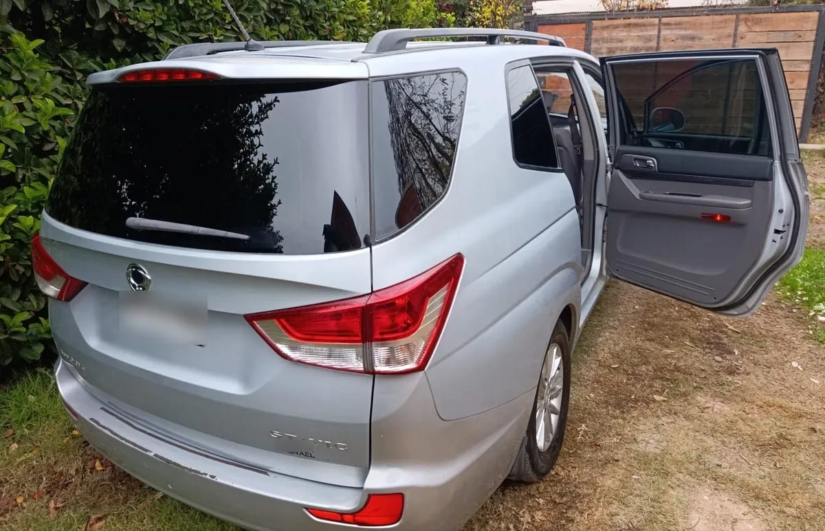 SSANGYONG STAVIC 2.0 Mt Diesel año 2016