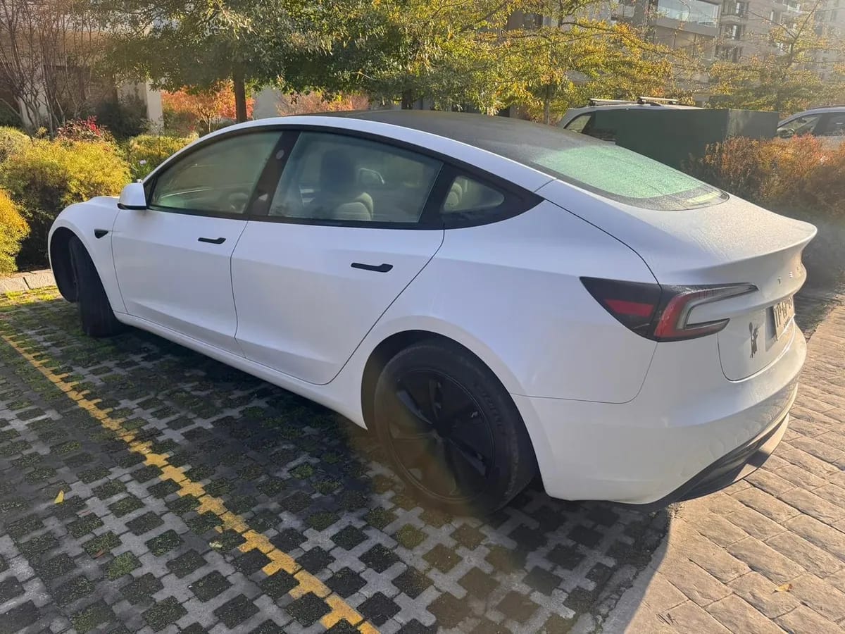 TESLA MODEL 3 Otra año 2024