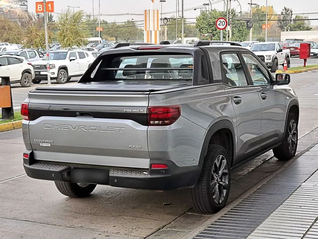 Chevrolet Montana Premier año 2024