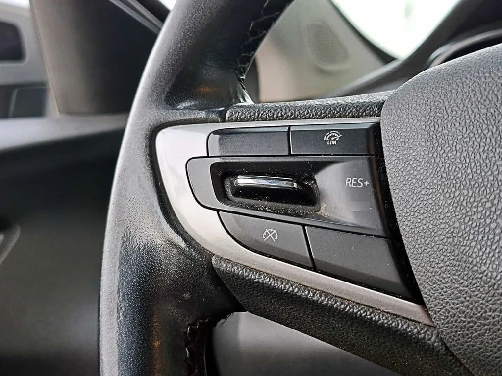 Chevrolet Montana Premier año 2024