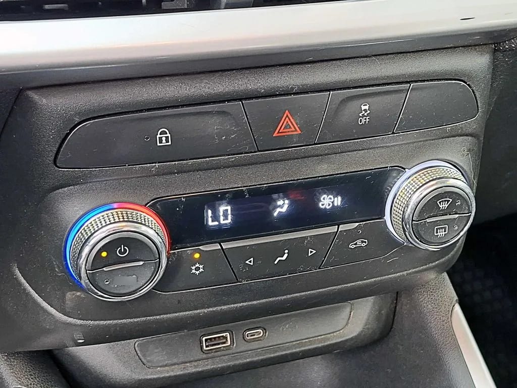 Chevrolet Montana Premier año 2024