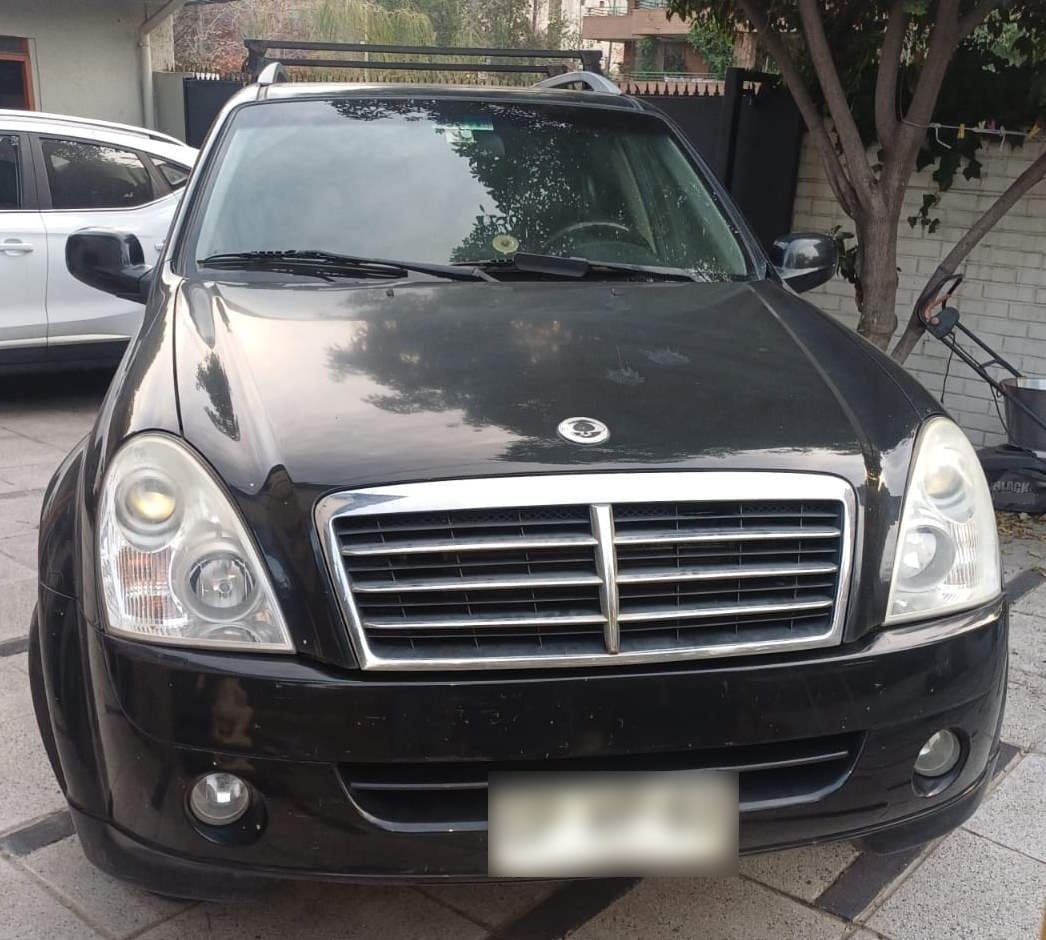 SSANGYONG REXTON 2.7 Ii Xdi At Tc Diesel año 2010