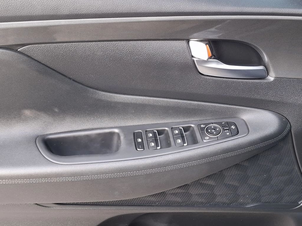 Hyundai Santa Fe 2.5 At año 2023