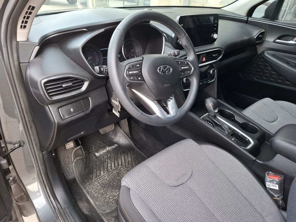 Hyundai Santa Fe 2.5 At año 2023