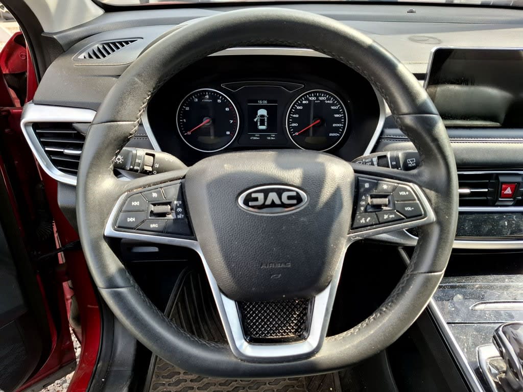 Jac Js8 Luxury año 2023