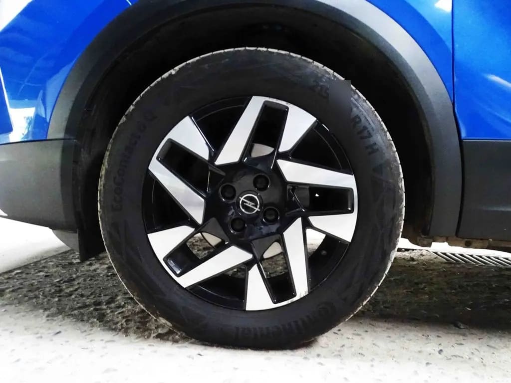 Opel Mokka Elegance año 2023