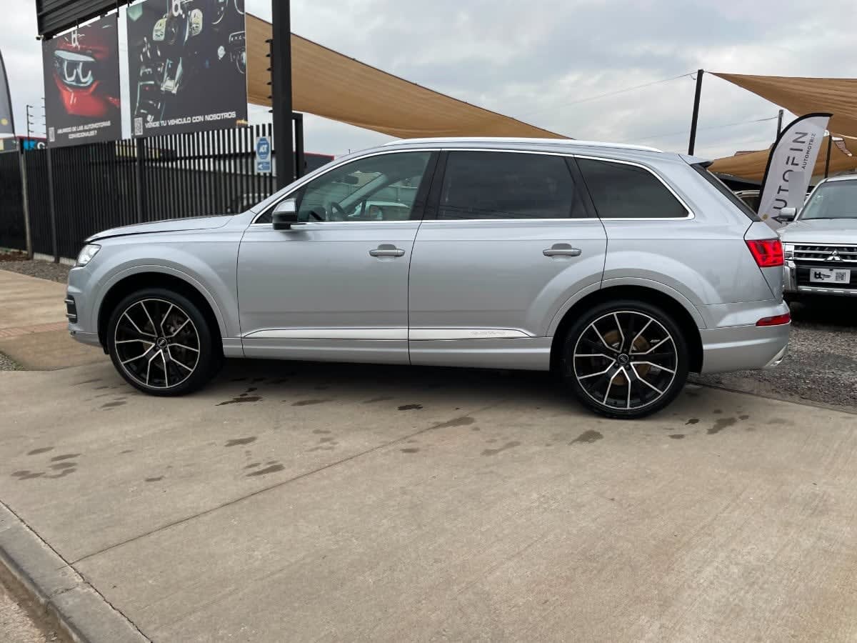 Audi Q7 Tfsi 2.0 Aut año 2017