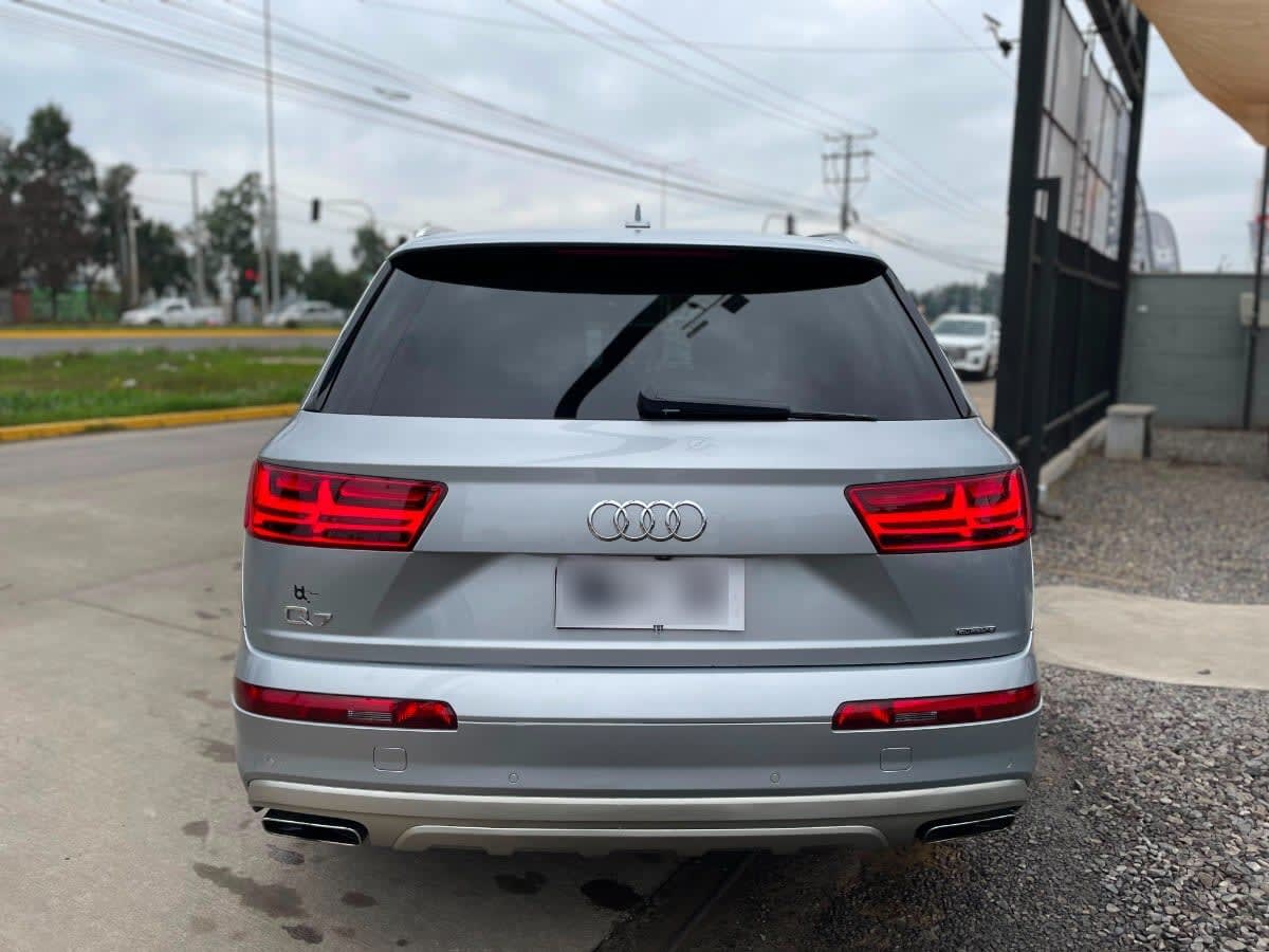 Audi Q7 Tfsi 2.0 Aut año 2017