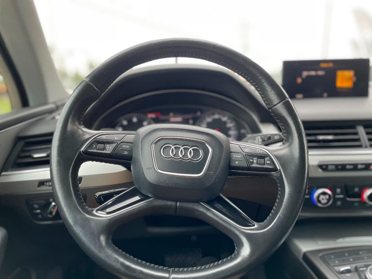 Audi Q7 Tfsi 2.0 Aut año 2017