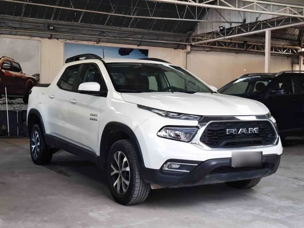 Ram 1000 Big Horn Night Edition año 2022