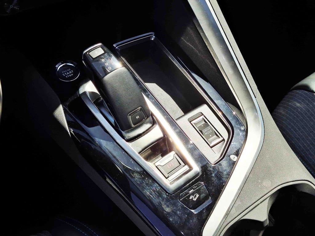Peugeot 3008 Allure año 2023