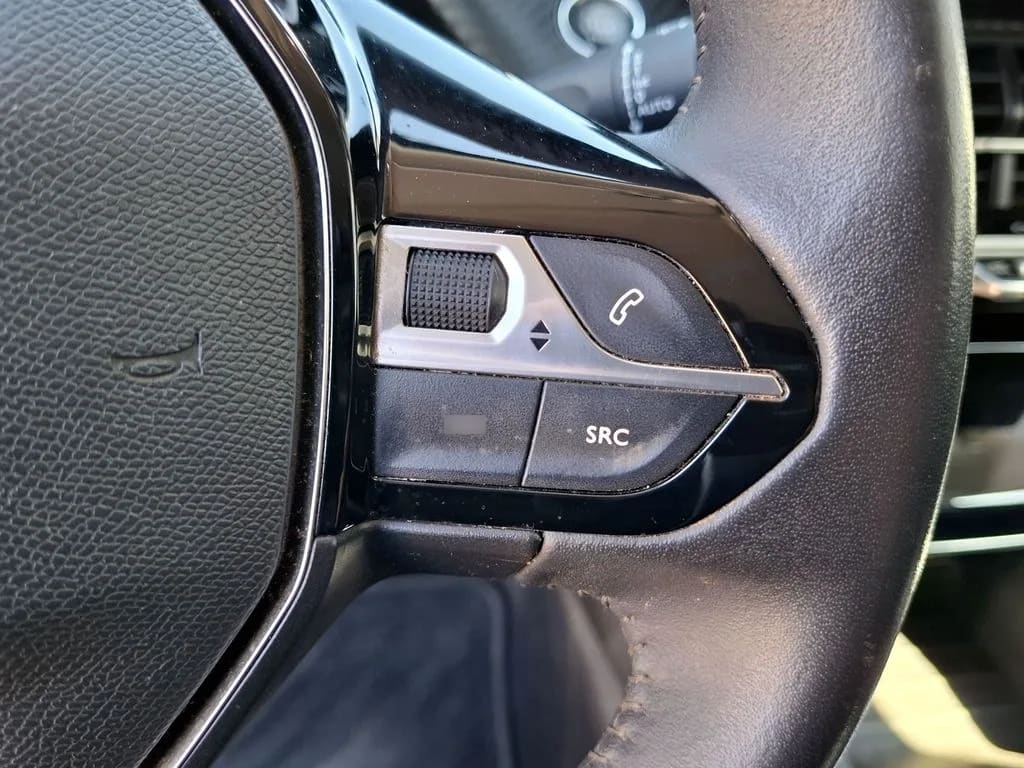 Peugeot 2008 Allure Pack año 2023