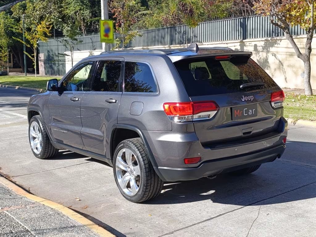 Jeep Grand Cherokee Laredo año 2014
