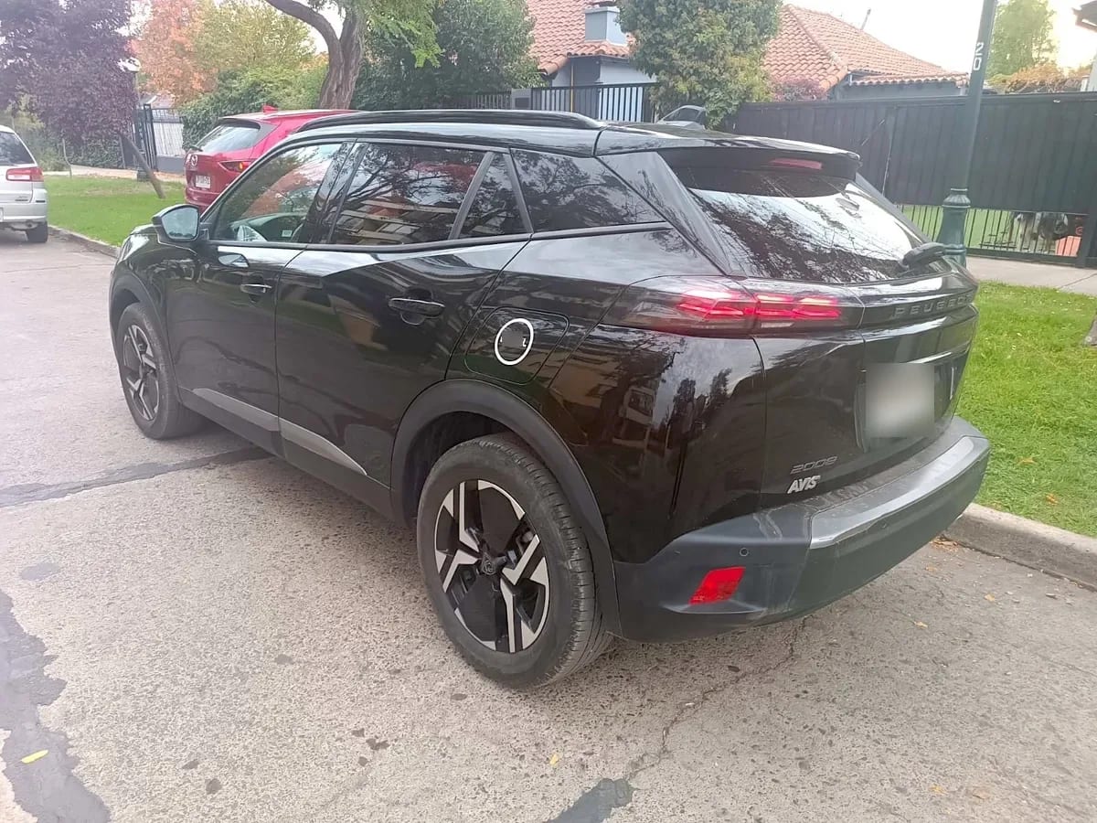 Peugeot 2008 1.5 Allure Pack Bluehdi 130 At Diesel año 2024