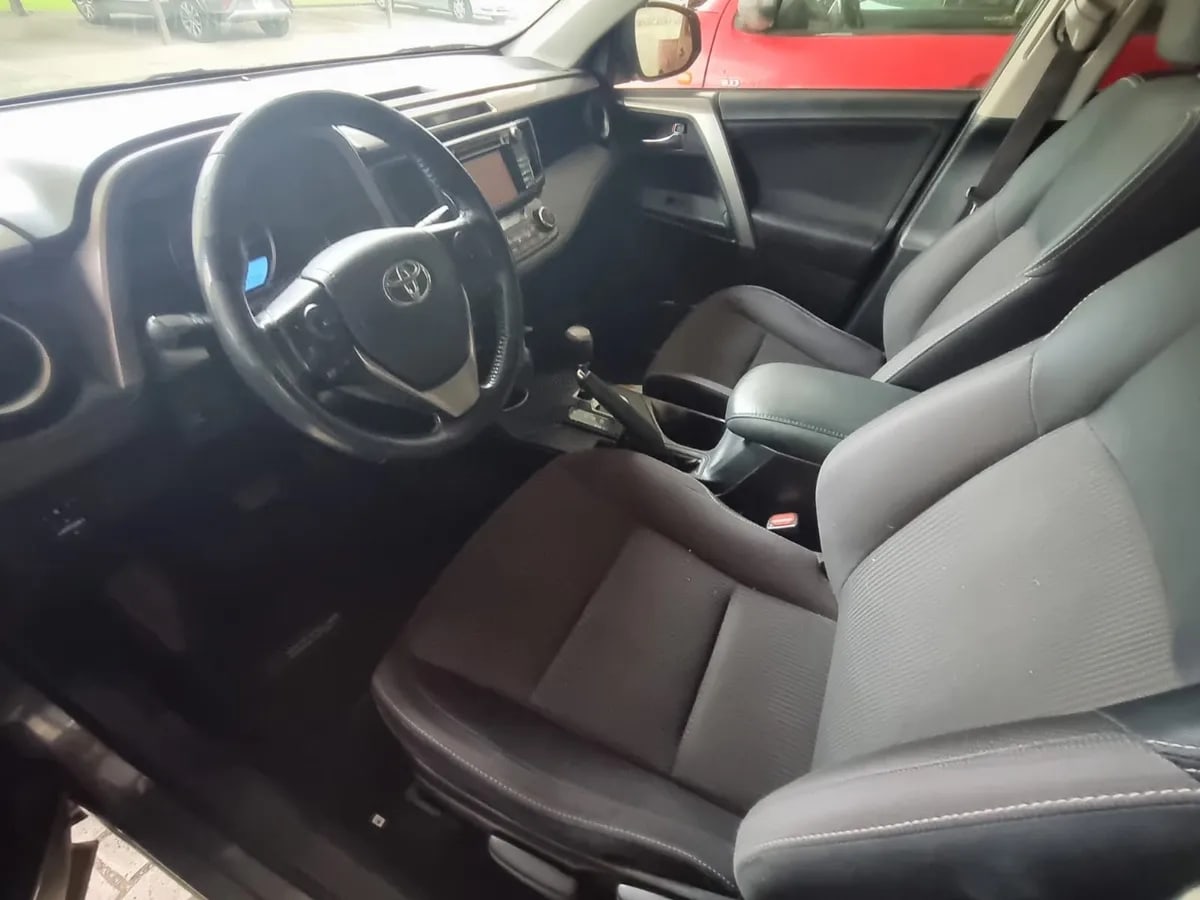 TOYOTA RAV4 2.5 Advantage Limited Bt At 4x4 año 2014