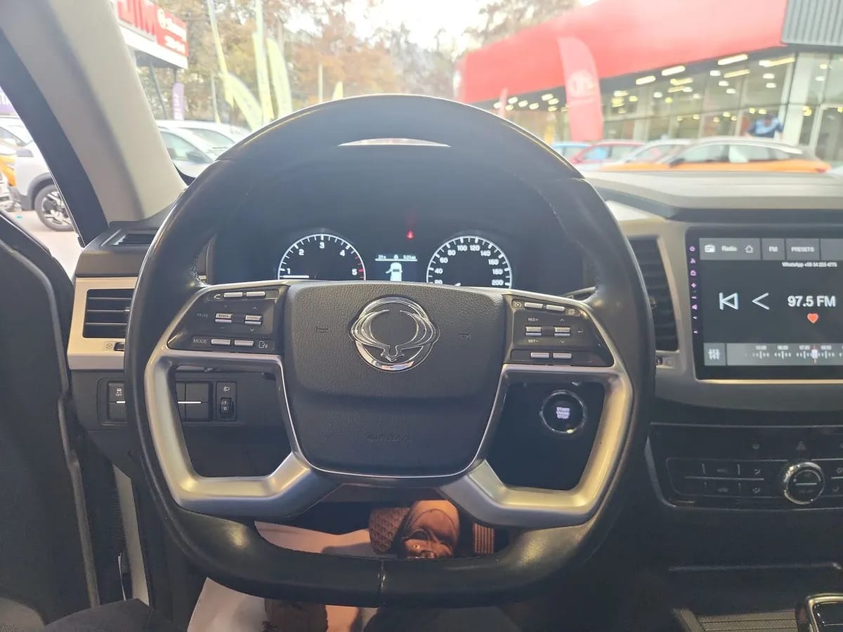 Ssangyong Rexton 2.2t Glx Diesel 4x4 6ab 8at 5p año 2023
