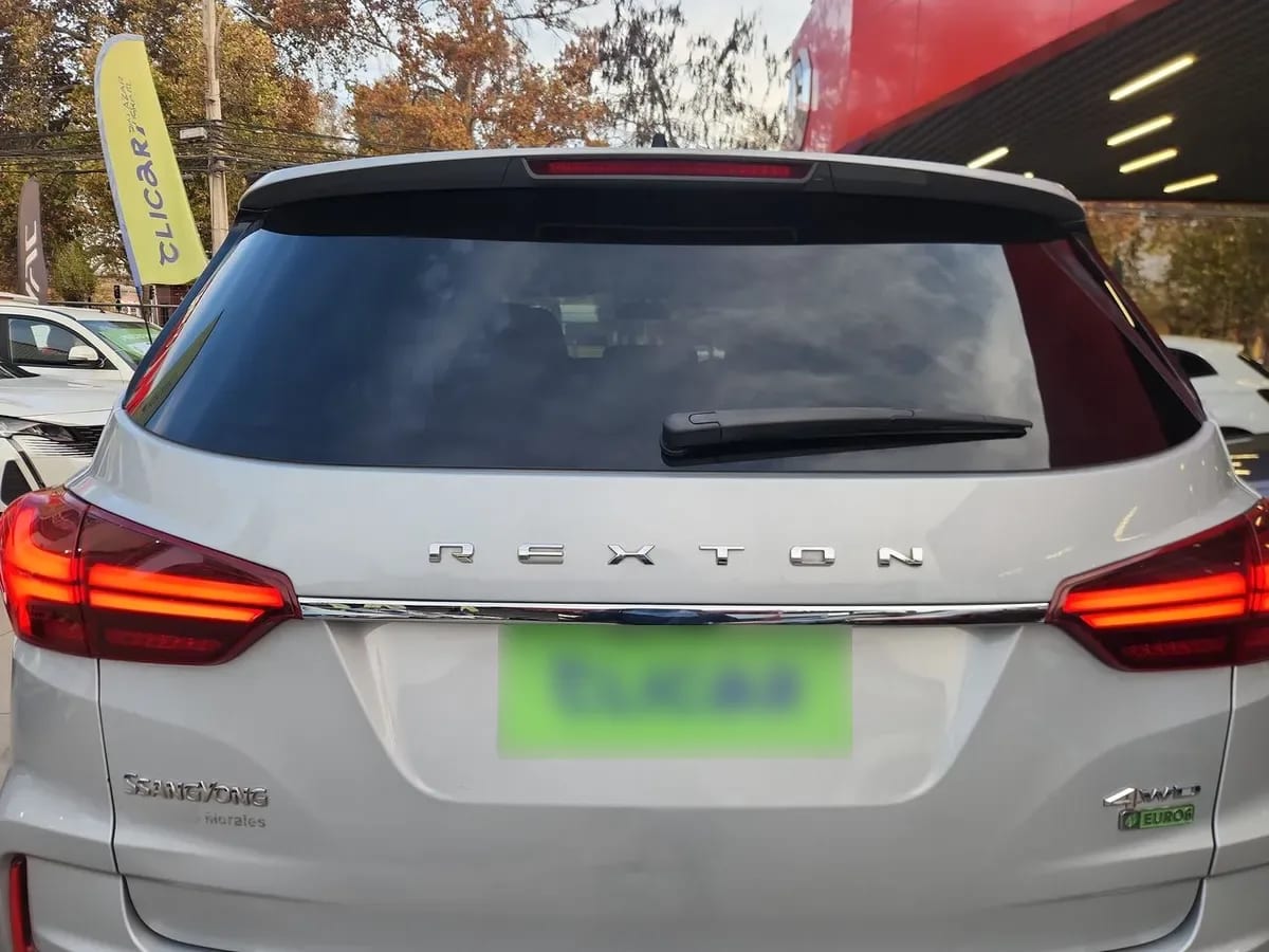 Ssangyong Rexton 2.2t Glx Diesel 4x4 6ab 8at 5p año 2023