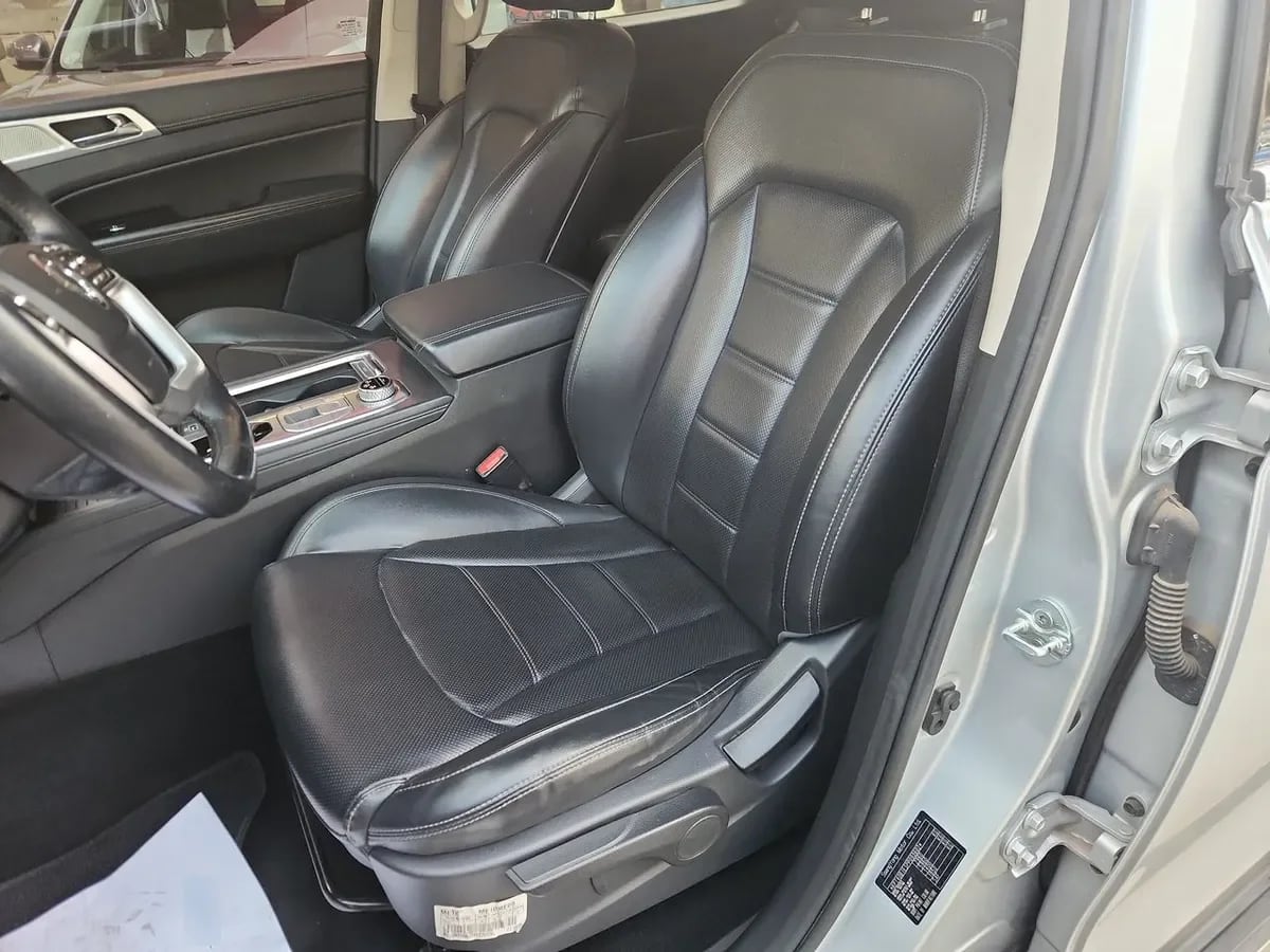 Ssangyong Rexton 2.2t Glx Diesel 4x4 6ab 8at 5p año 2023