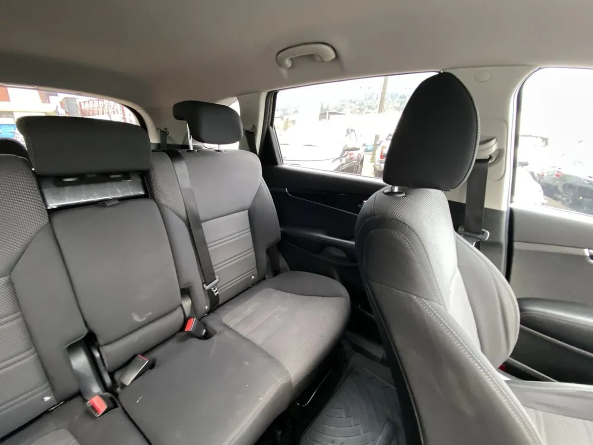 Kia Sorento 2.4 Ex 2wd Mt 5p año 2019
