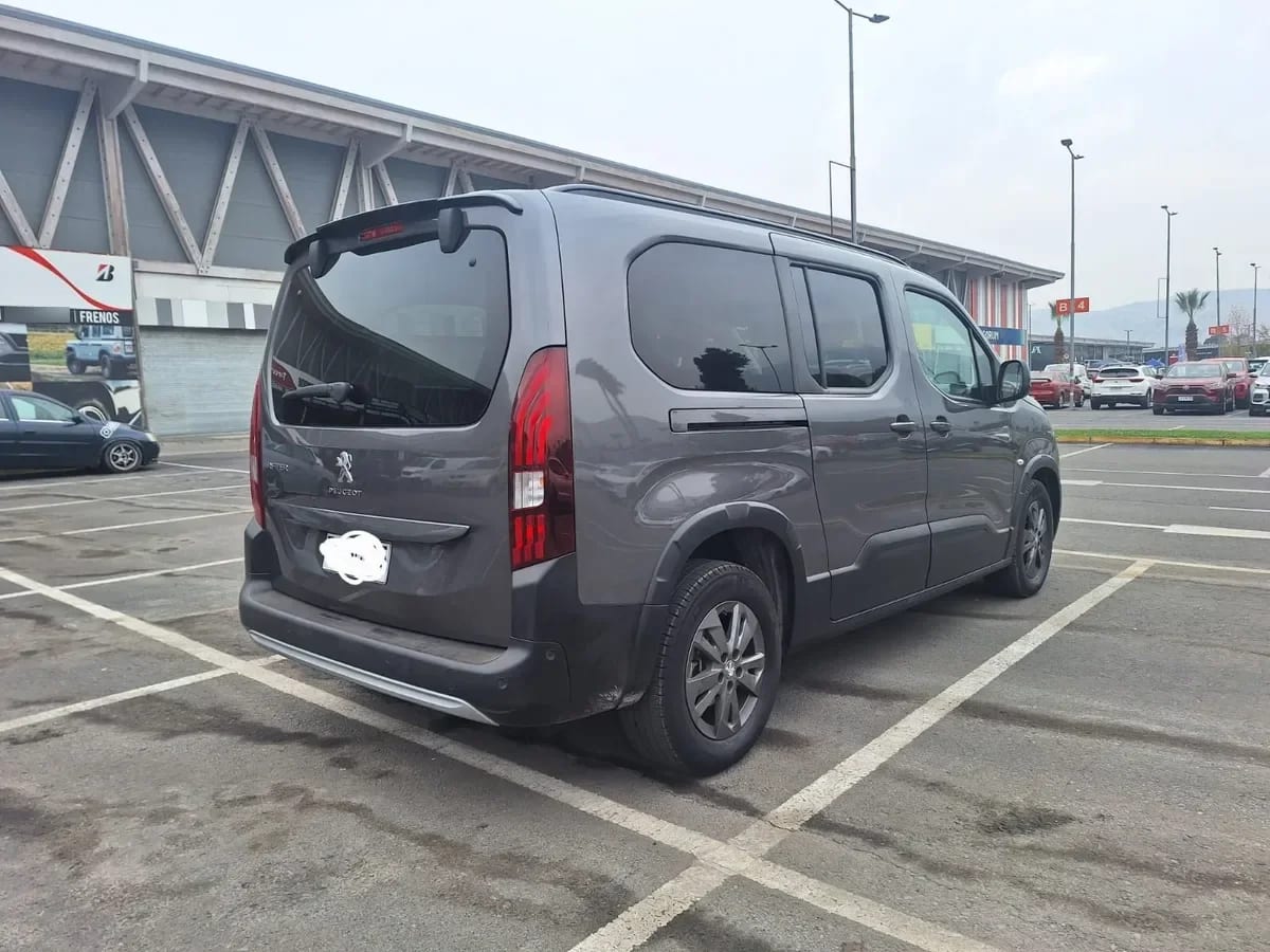 Peugeot RIFTER 1.5 Allure Bluehdi 130 At Diesel año 2024