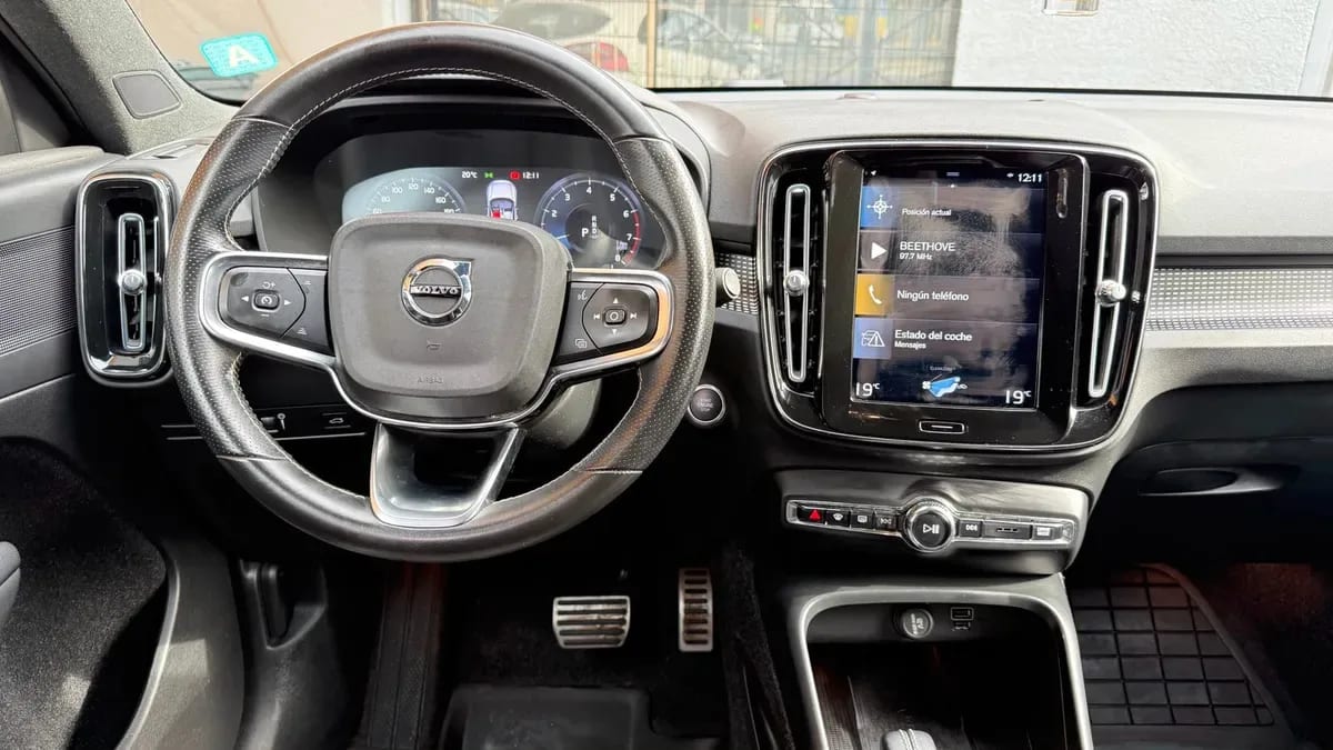 Volvo Xc40 2.0 T4 R-Design Auto año 2021