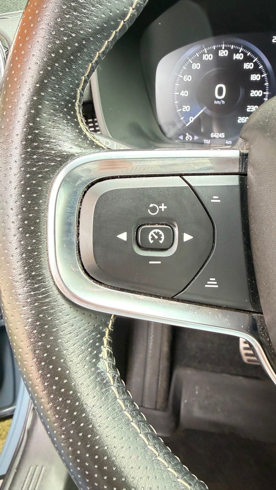 Volvo Xc40 2.0 T4 R-Design Auto año 2021