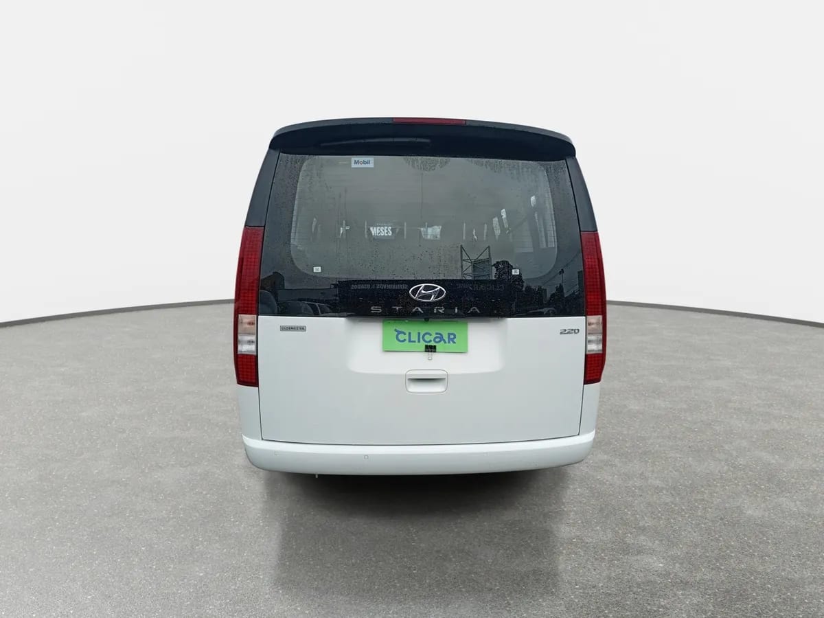 Hyundai Staria 2.2 Us4 Mb Crdi Diesel 2wd 9p At 5p año 2023