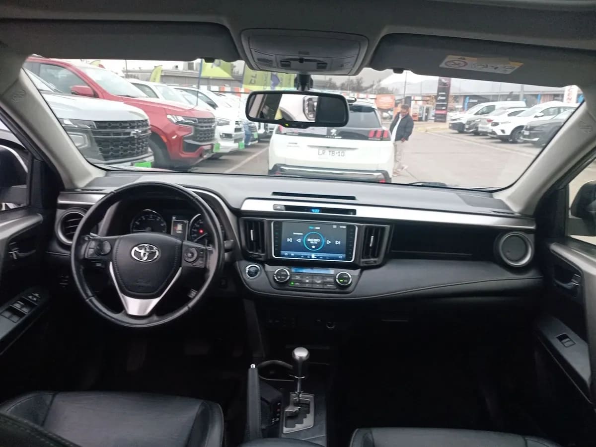 Toyota Rav 4 2.5 Adventure 4x4 At 5p año 2019
