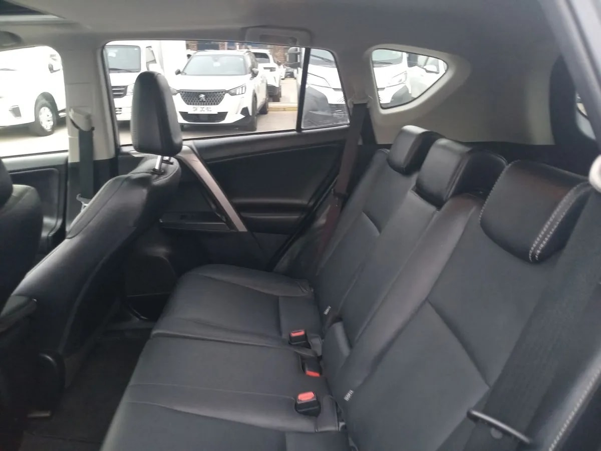 Toyota Rav 4 2.5 Adventure 4x4 At 5p año 2019