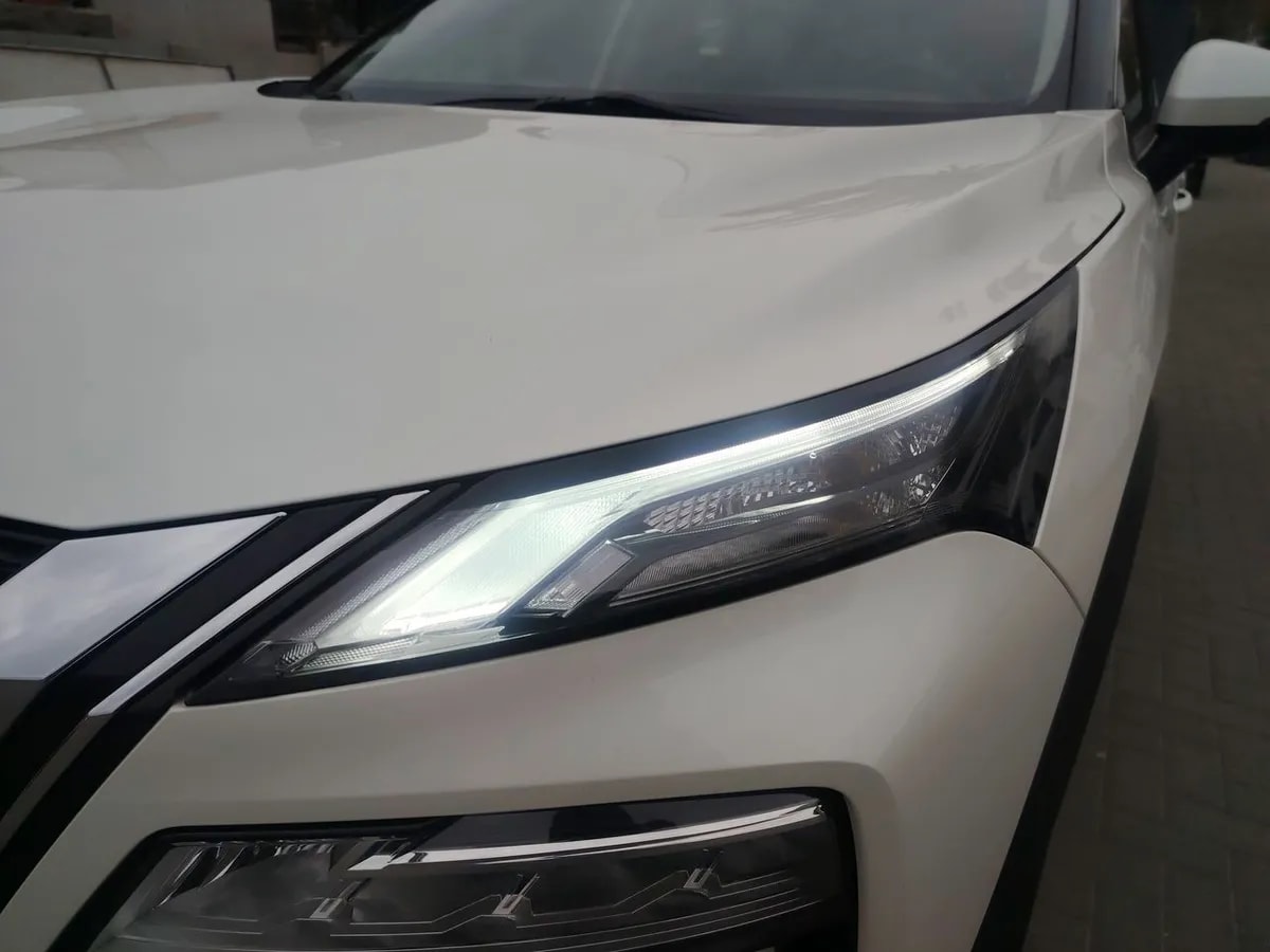 Nissan X-Trail 2.5 Sense Mc 4x2 2row Cvt At 5p año 2023